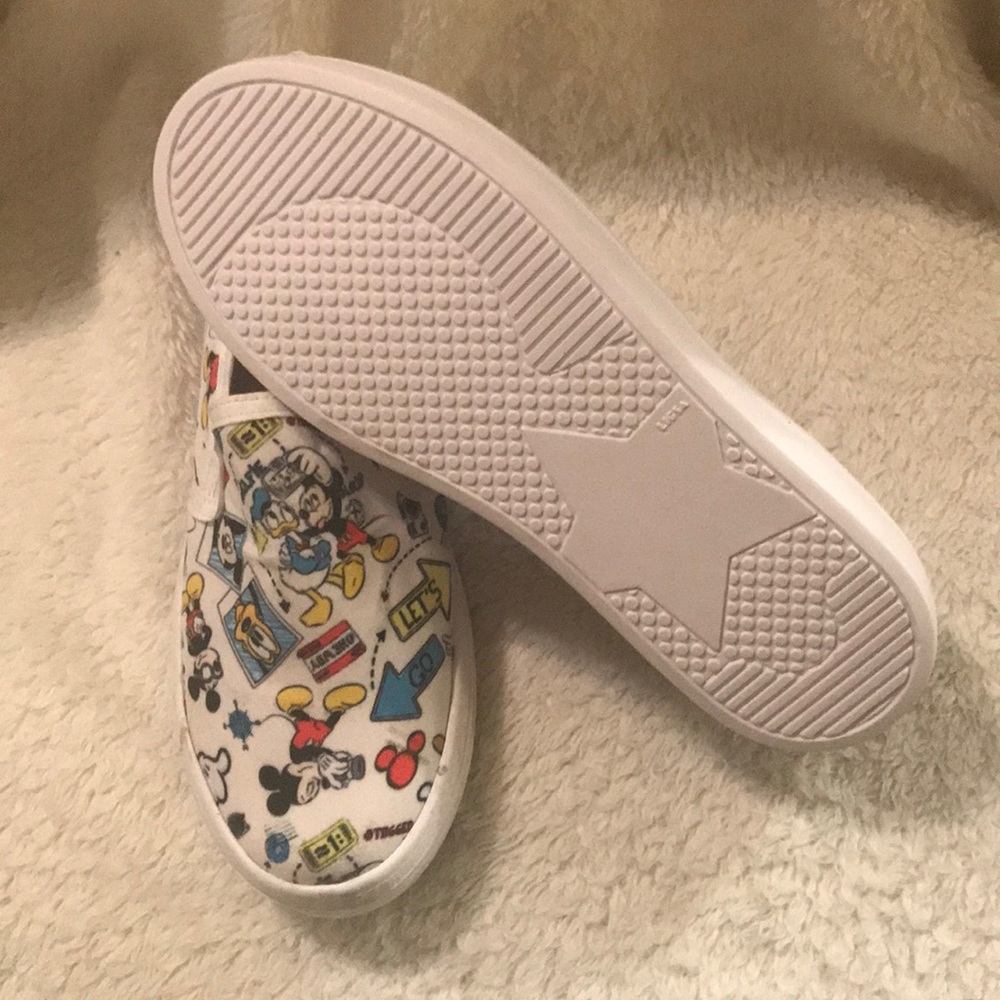 Shoes - Picture 2 of 3